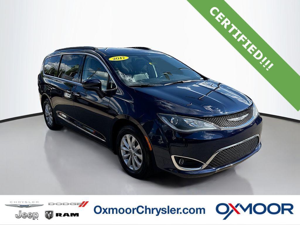 used 2017 Chrysler Pacifica car, priced at $17,000