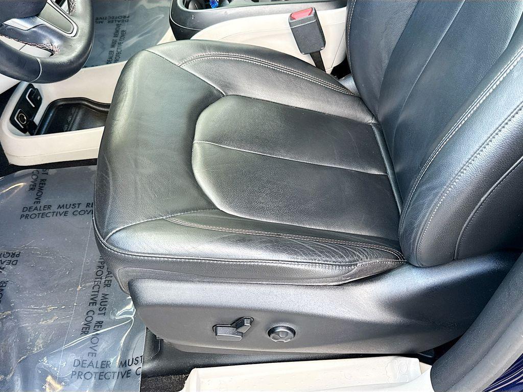 used 2017 Chrysler Pacifica car, priced at $17,000