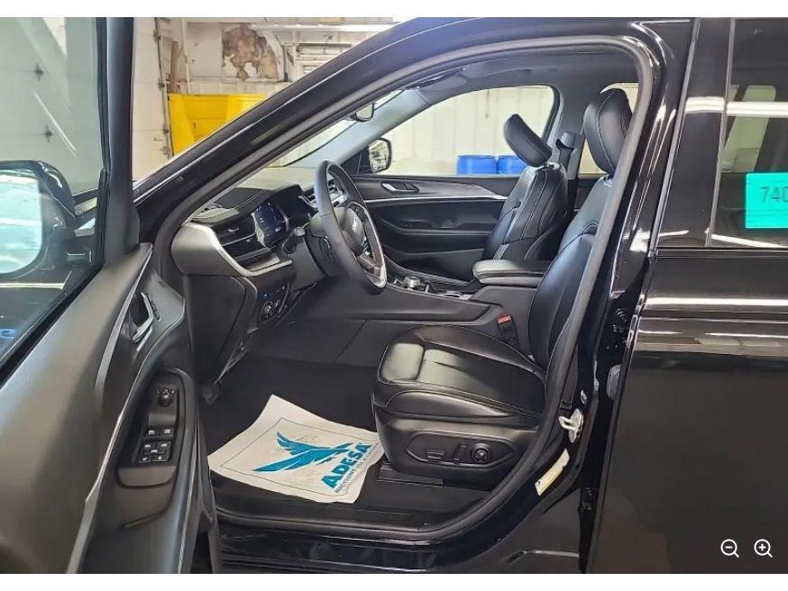 used 2023 Jeep Grand Cherokee 4xe car, priced at $33,500