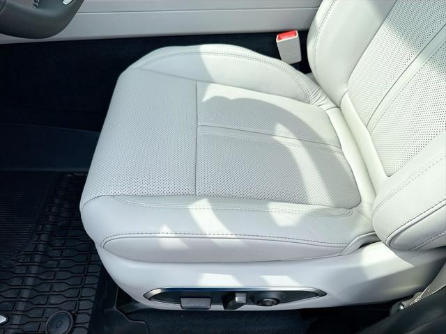 new 2025 Jeep Wagoneer L car, priced at $77,625