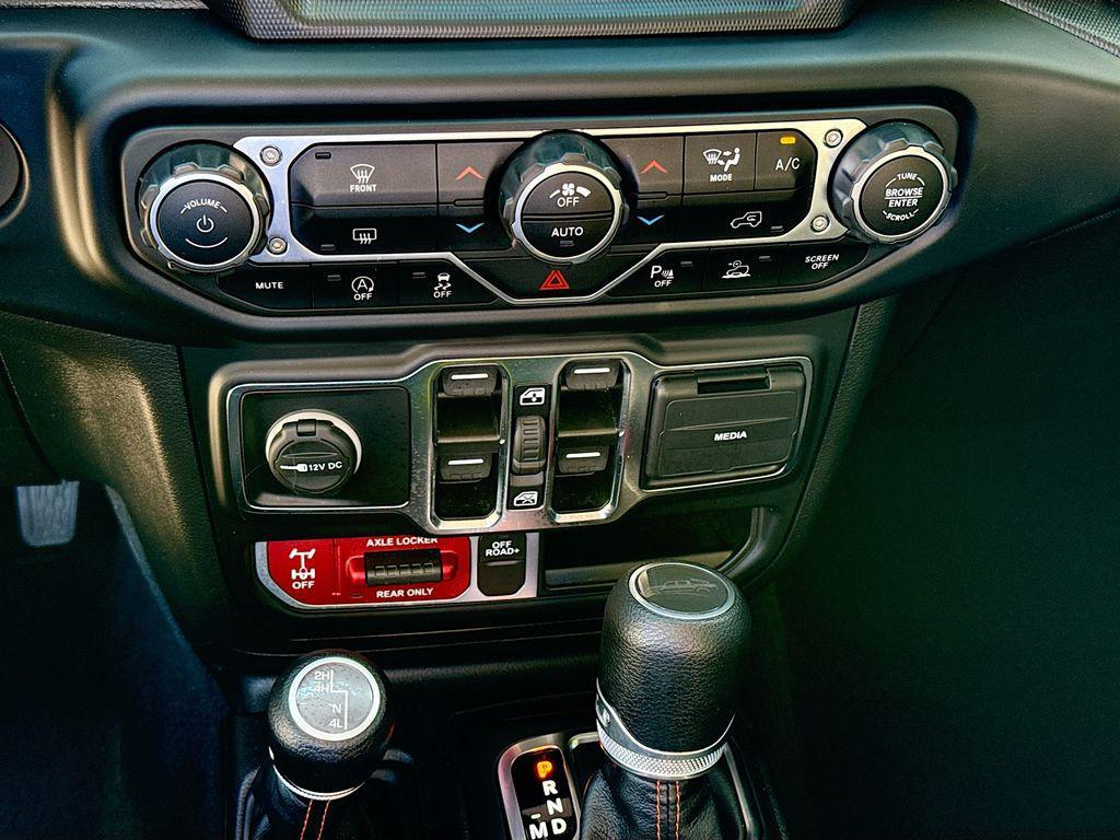used 2023 Jeep Gladiator car, priced at $39,250