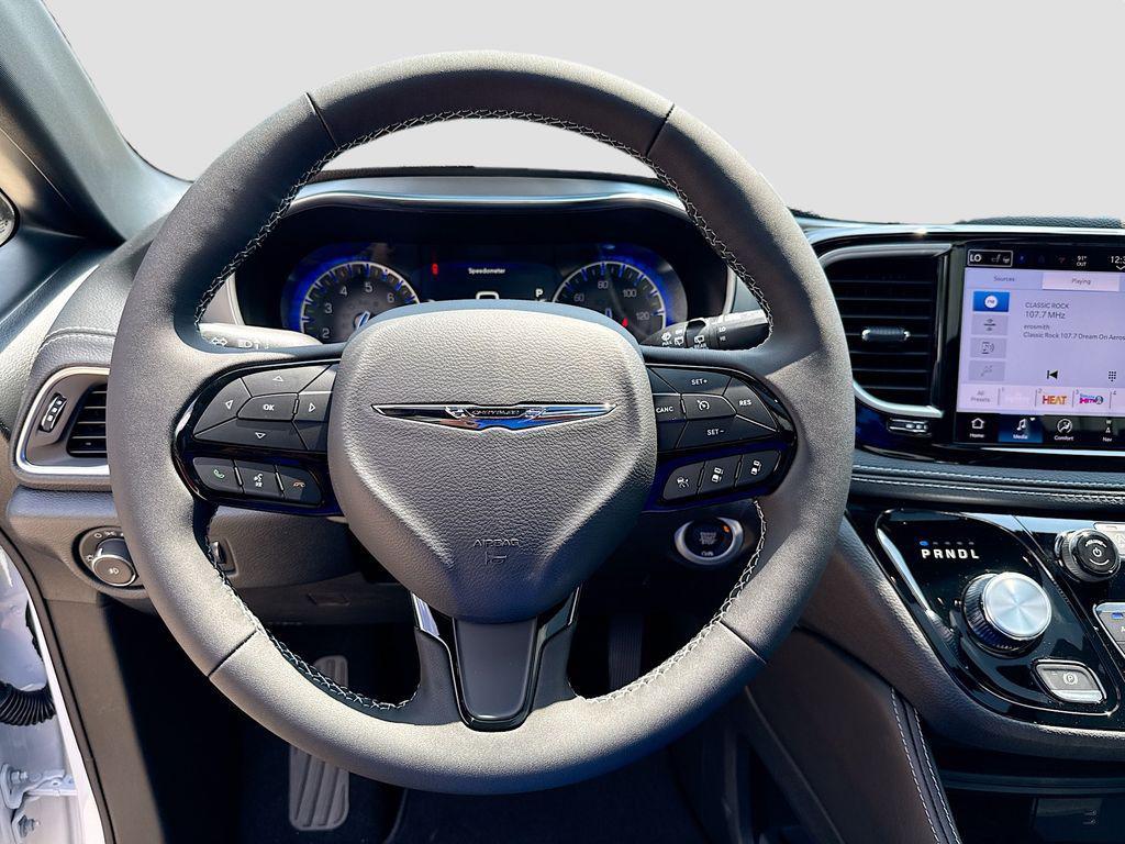 new 2026 Chrysler Pacifica car, priced at $48,405