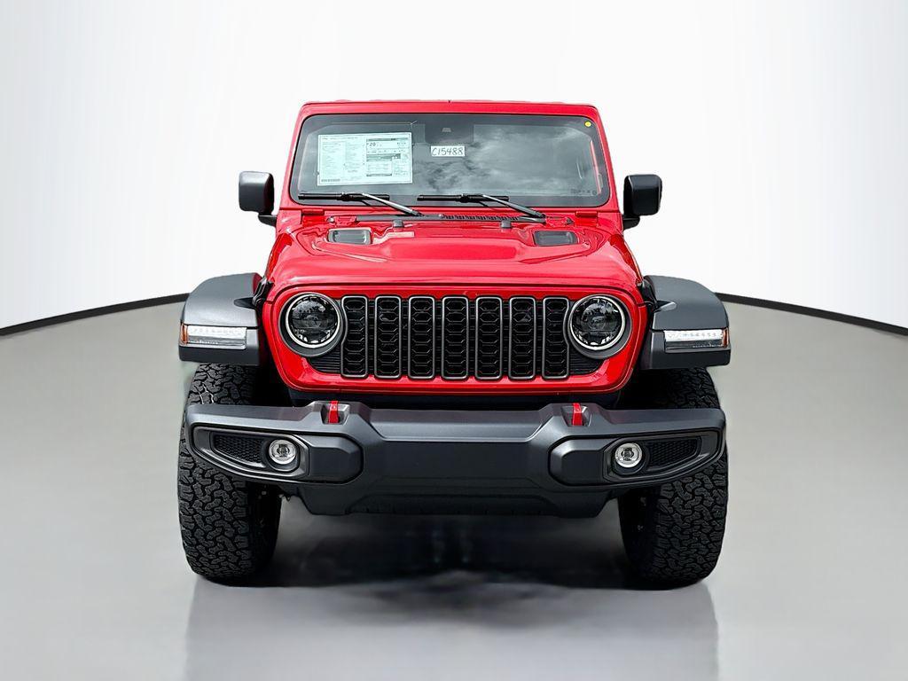 new 2025 Jeep Wrangler car, priced at $57,385