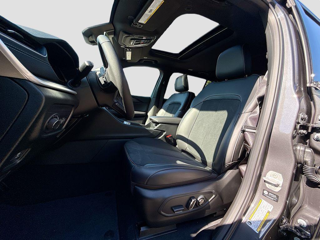 new 2025 Jeep Grand Cherokee L car, priced at $48,870