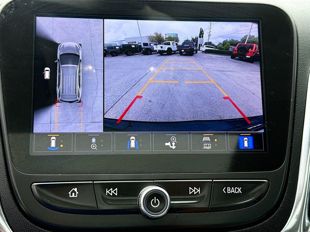 used 2023 Chevrolet Equinox car, priced at $21,500