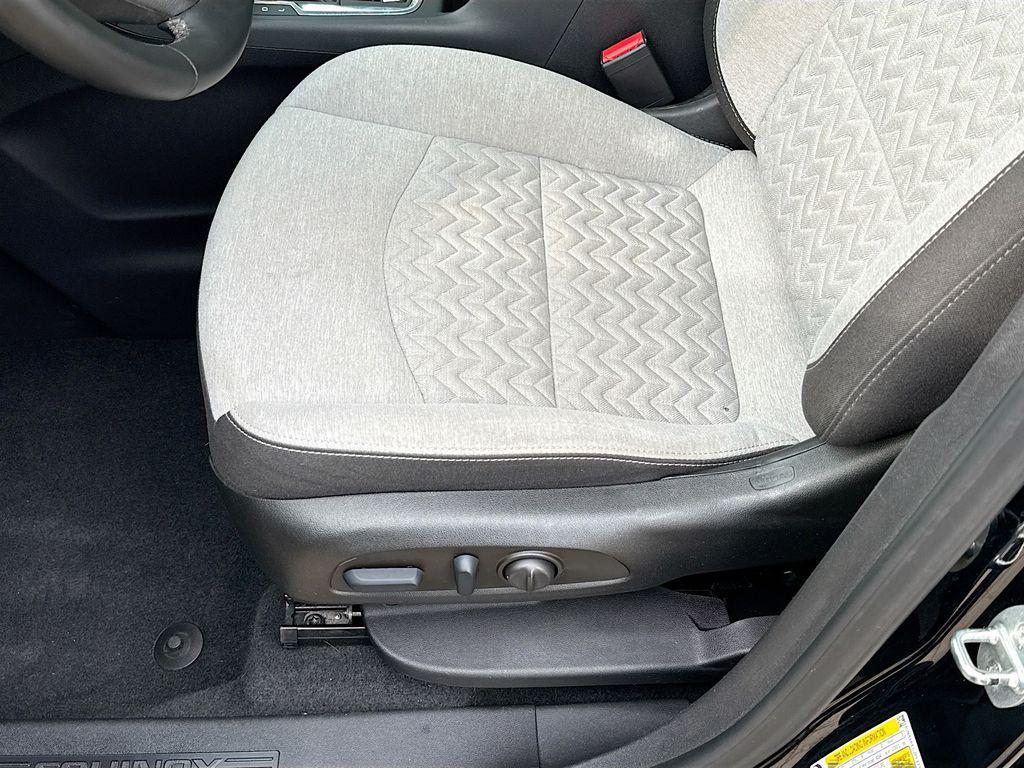used 2023 Chevrolet Equinox car, priced at $21,500