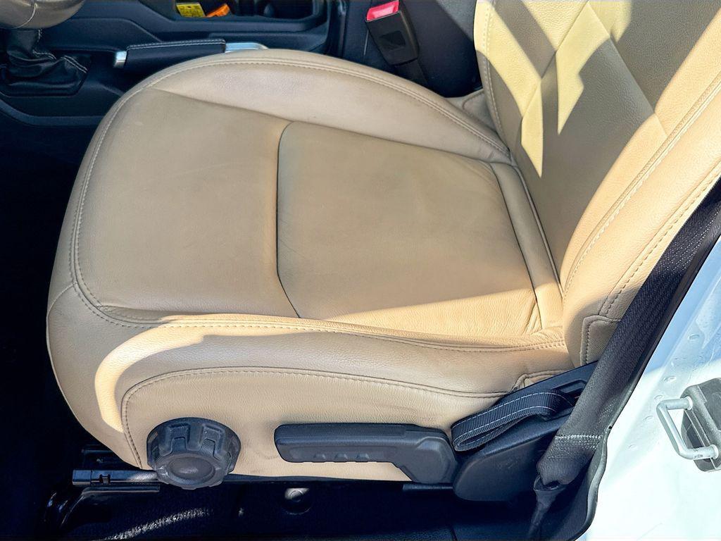 used 2019 Jeep Wrangler Unlimited car, priced at $34,000