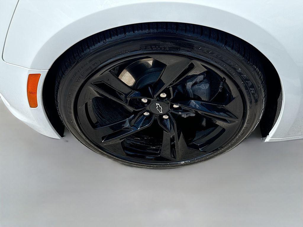 used 2021 Chevrolet Camaro car, priced at $25,250