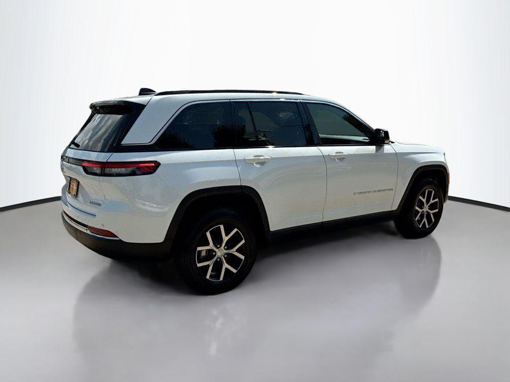 used 2024 Jeep Grand Cherokee car, priced at $42,000
