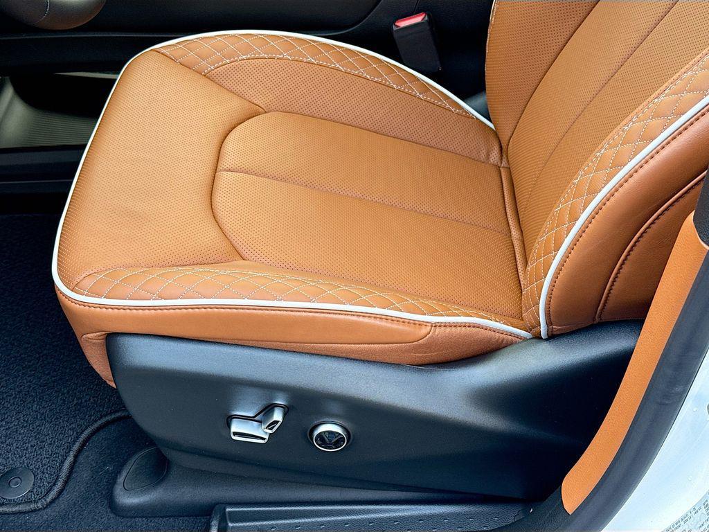 new 2026 Chrysler Pacifica car, priced at $55,075