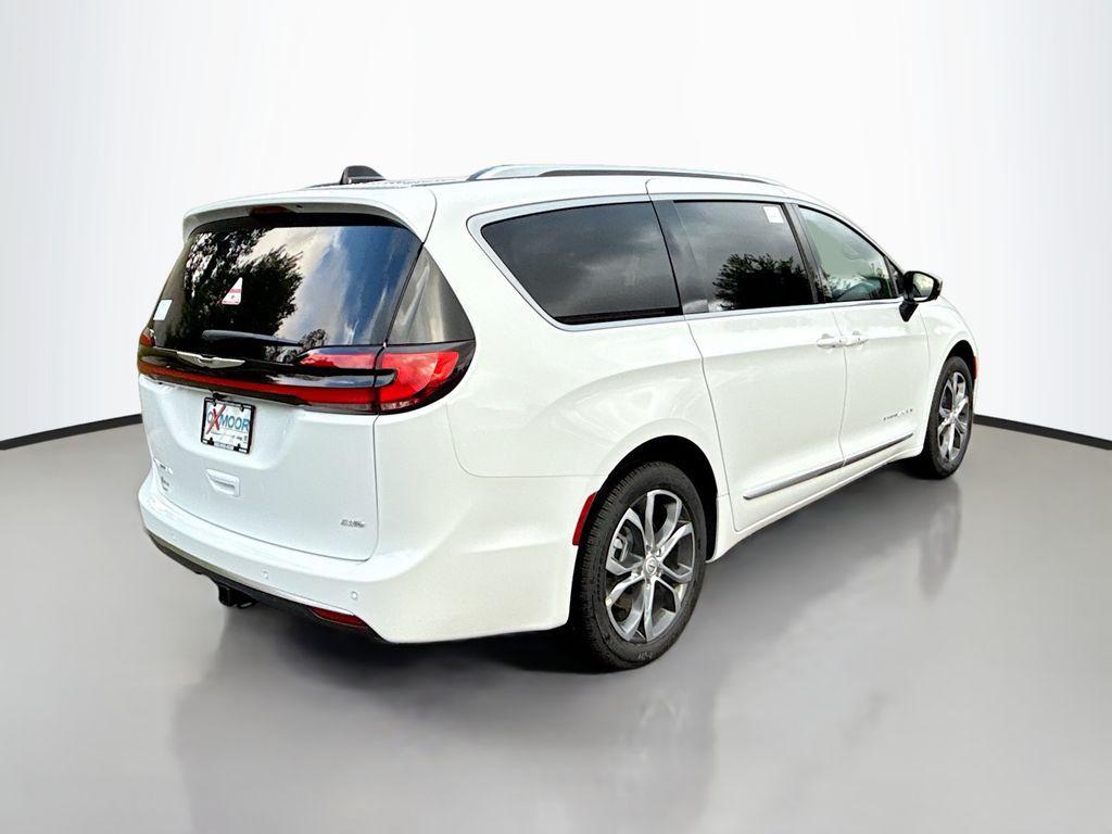 new 2026 Chrysler Pacifica car, priced at $55,075