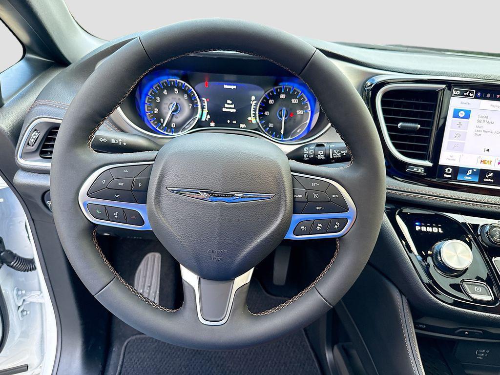 new 2026 Chrysler Pacifica car, priced at $55,075