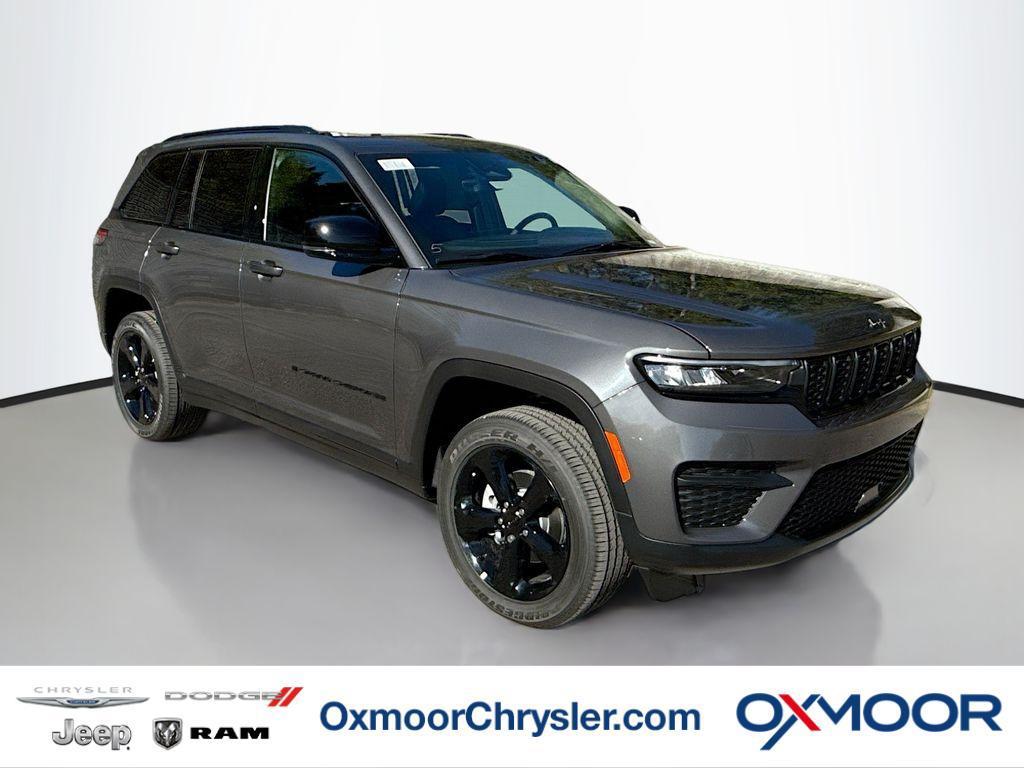 new 2025 Jeep Grand Cherokee car, priced at $41,370