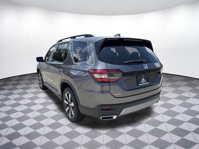 new 2025 Honda Pilot car, priced at $51,041