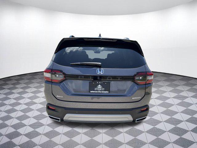 new 2025 Honda Pilot car, priced at $51,041