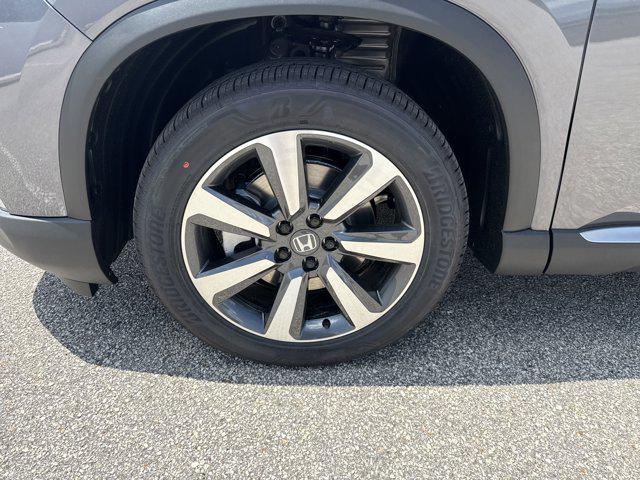 new 2025 Honda Pilot car, priced at $51,041