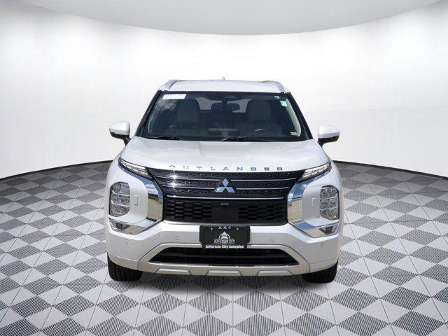 used 2022 Mitsubishi Outlander car, priced at $25,999