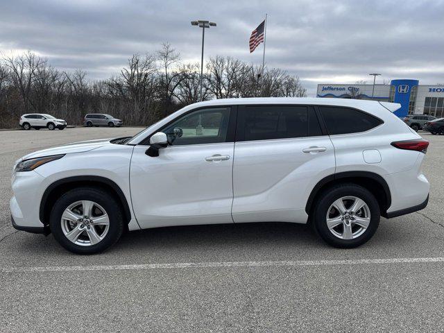 used 2023 Toyota Highlander car, priced at $32,498