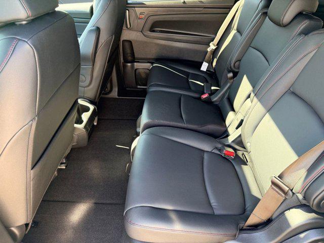 new 2026 Honda Odyssey car, priced at $43,151