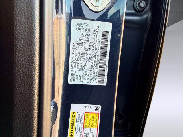 new 2026 Honda CR-V Hybrid car, priced at $38,291