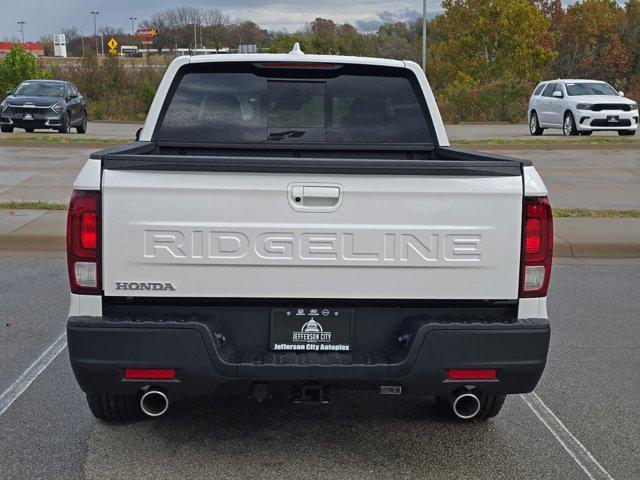 new 2025 Honda Ridgeline car, priced at $42,651