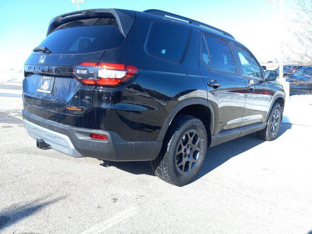 new 2025 Honda Pilot car, priced at $50,795