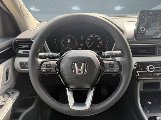new 2025 Honda Pilot car, priced at $50,895
