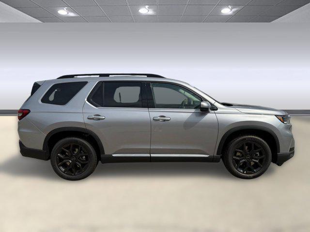 new 2025 Honda Pilot car, priced at $50,895