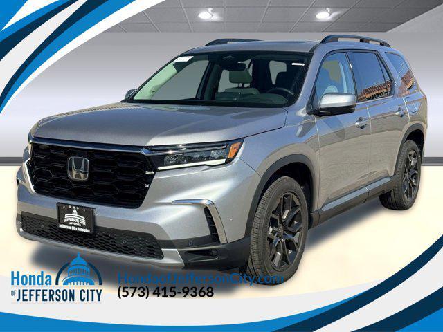 new 2025 Honda Pilot car, priced at $52,995