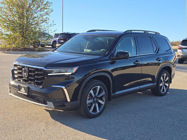 new 2025 Honda Pilot car, priced at $49,322