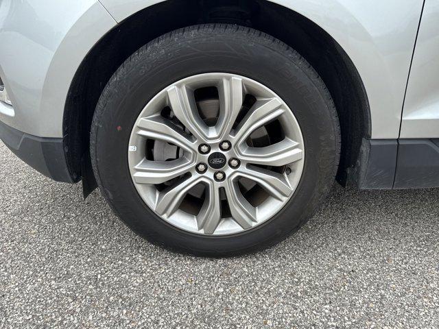 used 2024 Ford Edge car, priced at $27,999