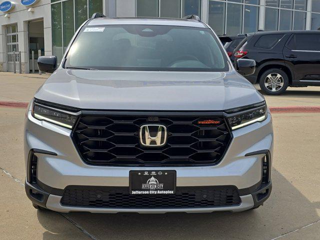 new 2025 Honda Pilot car, priced at $47,502