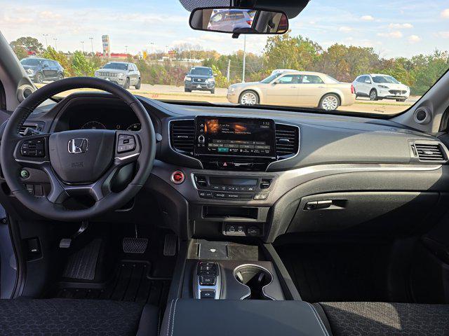 new 2025 Honda Ridgeline car, priced at $40,141