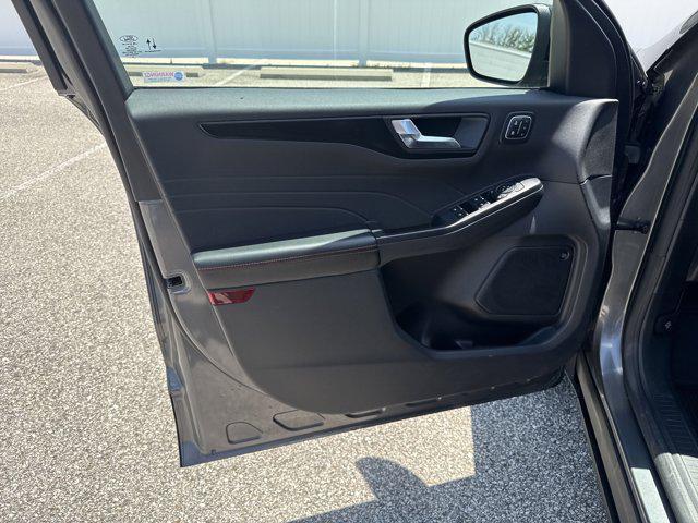 used 2022 Ford Escape car, priced at $24,999