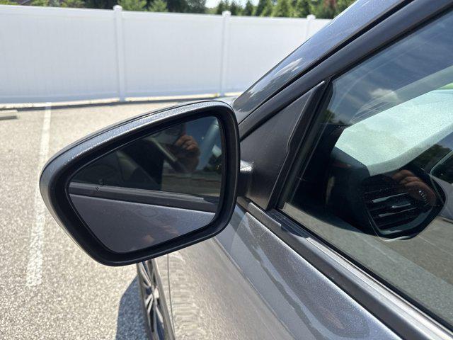 used 2022 Ford Escape car, priced at $24,999