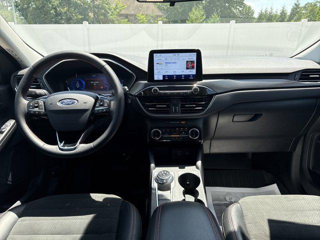 used 2022 Ford Escape car, priced at $24,999