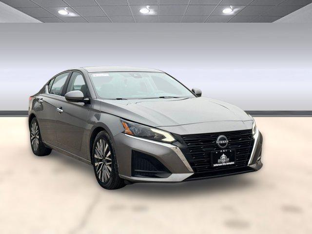 used 2023 Nissan Altima car, priced at $18,999