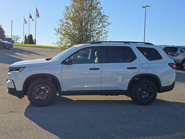 new 2025 Honda Pilot car, priced at $51,250