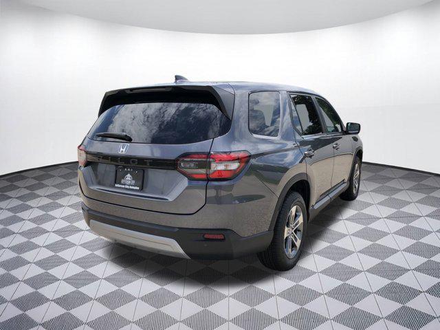 new 2025 Honda Pilot car, priced at $44,941