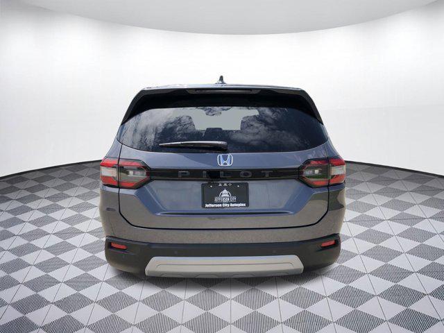 new 2025 Honda Pilot car, priced at $44,941
