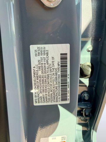 new 2025 Honda Pilot car, priced at $48,601