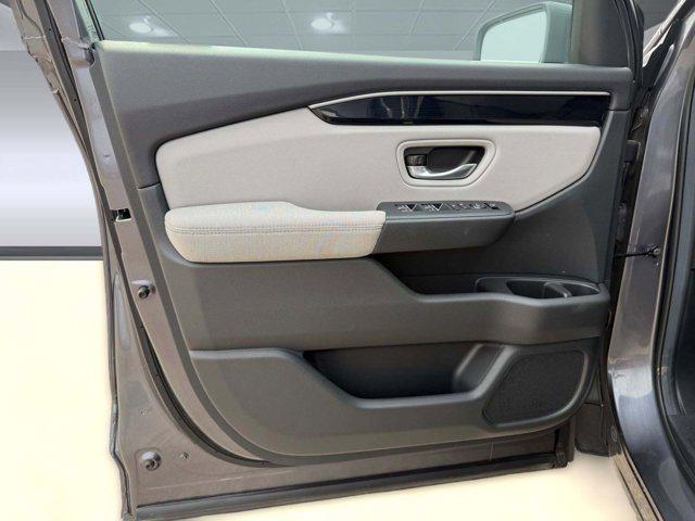 used 2024 Honda Pilot car, priced at $34,998