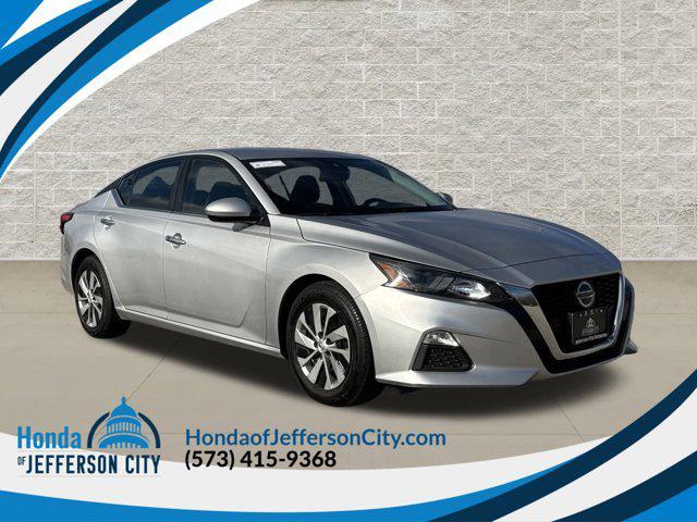 used 2022 Nissan Altima car, priced at $17,999