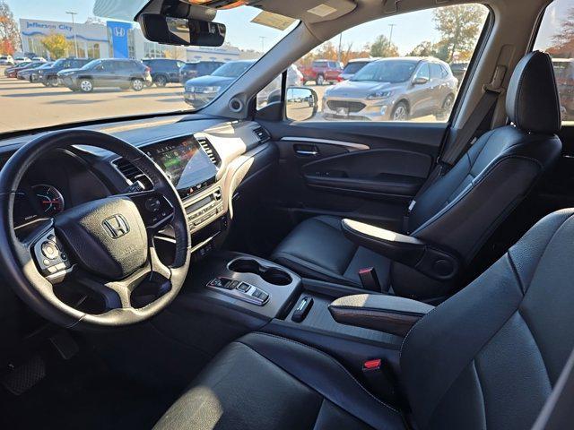 used 2021 Honda Pilot car, priced at $29,998