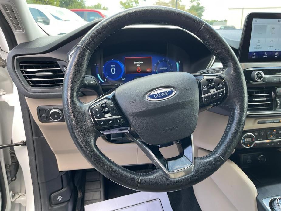 used 2021 Ford Escape car, priced at $20,298