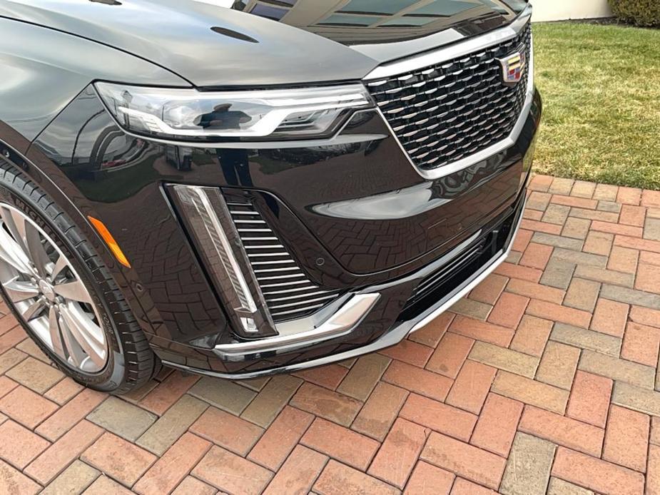 used 2022 Cadillac XT6 car, priced at $38,500