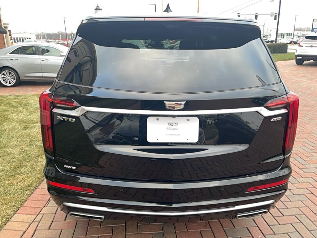 used 2022 Cadillac XT6 car, priced at $38,500