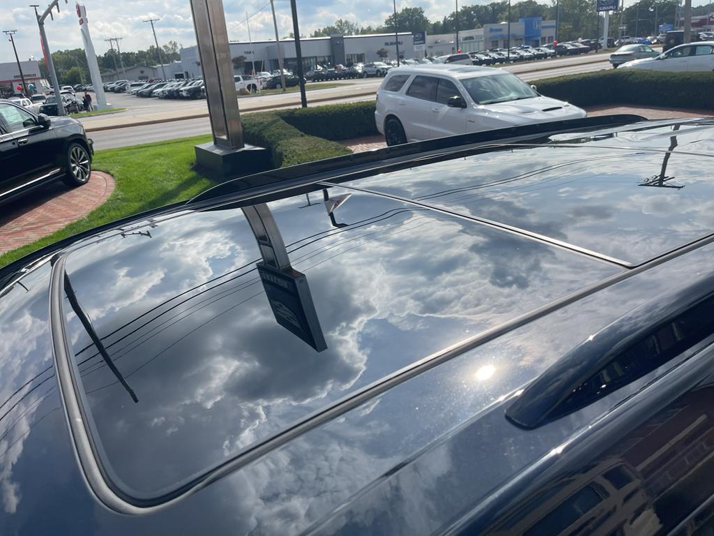 used 2024 Cadillac XT6 car, priced at $52,900