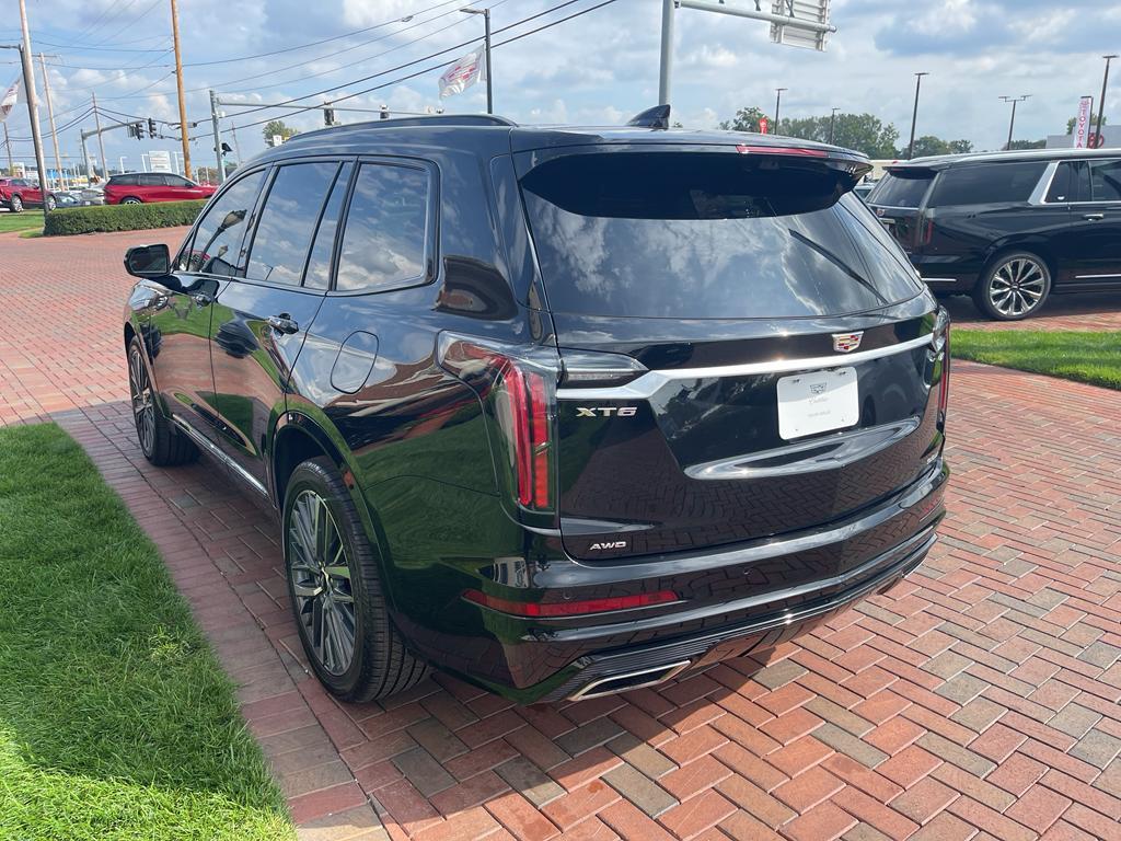 used 2024 Cadillac XT6 car, priced at $52,900