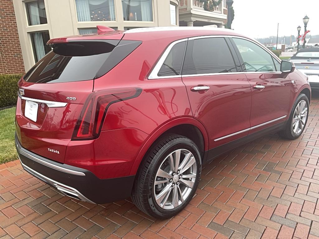 used 2023 Cadillac XT5 car, priced at $36,900